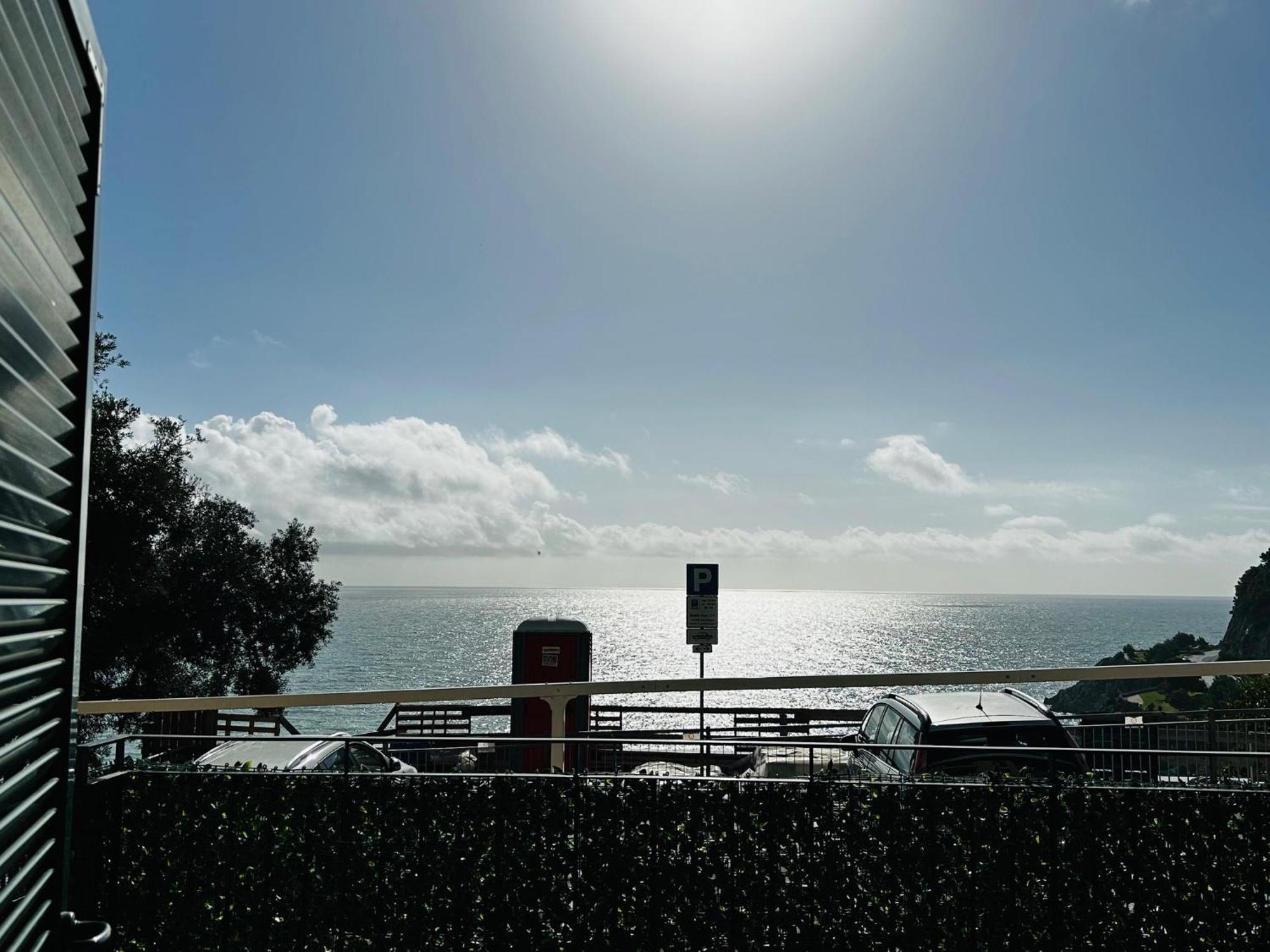 Casa Serge Vista Mare Con Ampio Terrazzo Privato Bergeggi Exteriér fotografie