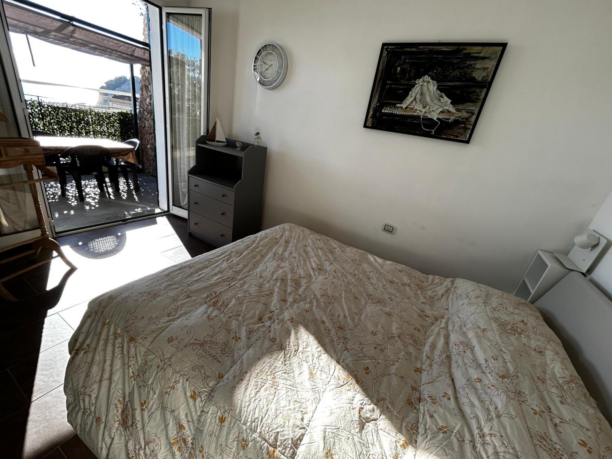 Casa Serge Vista Mare Con Ampio Terrazzo Privato Bergeggi Exteriér fotografie